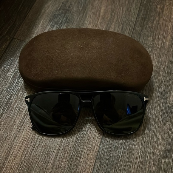 Tom Ford Shelton Sunglasses - Picture 1 of 5